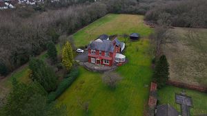 Photo 28- click for photo gallery